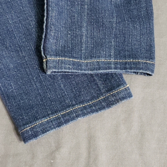 LEVI'S ankle jeans or capri's - Picture 9 of 10